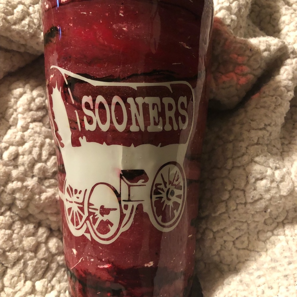 Custom cups